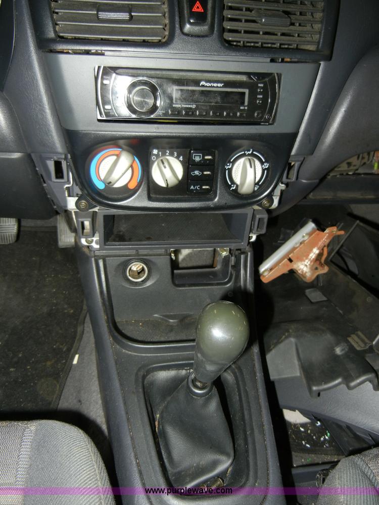 image for item A3336 2000 Nissan Sentra SE