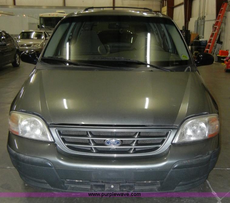 image for item A3338 2000 Ford Windstar LX mini van