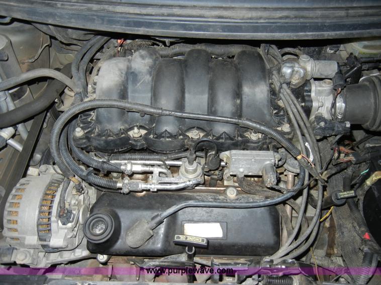 image for item A3338 2000 Ford Windstar LX mini van