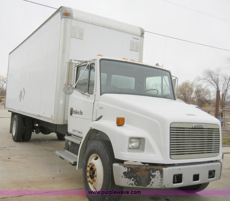 image for item A3323 2000 Freightliner FL70 box truck