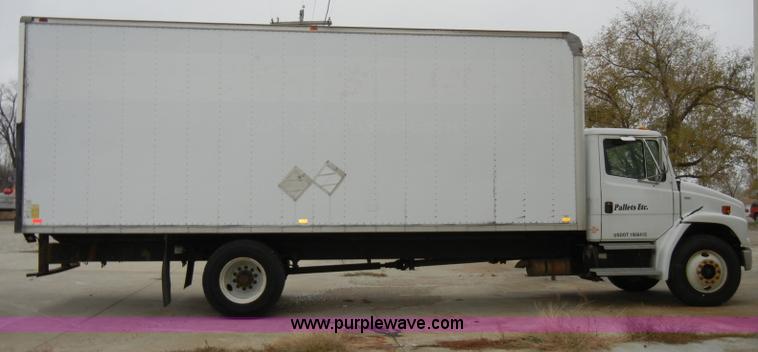 image for item A3323 2000 Freightliner FL70 box truck