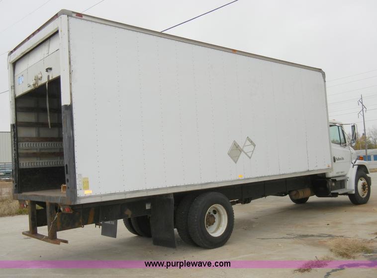 image for item A3323 2000 Freightliner FL70 box truck