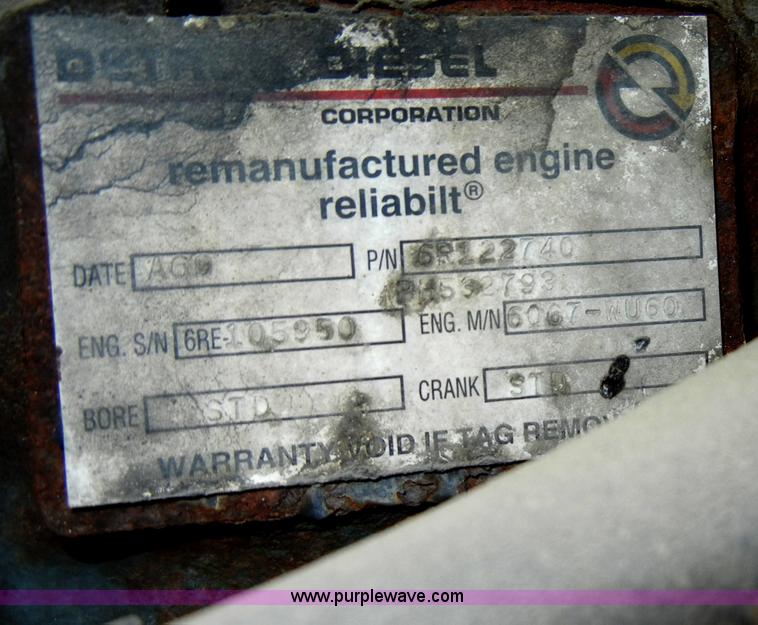 image for item A3324 2000 Freightliner FLC112 semi truck