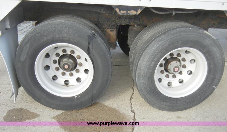 image for item A3350 2003 Timpte Super Hopper 42' grain trailer