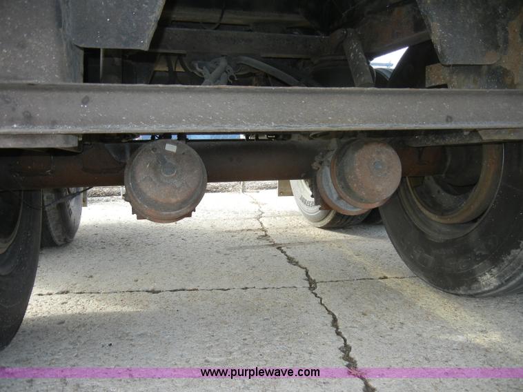image for item A3350 2003 Timpte Super Hopper 42' grain trailer