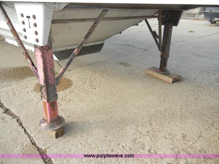 image for item A3350 2003 Timpte Super Hopper 42' grain trailer