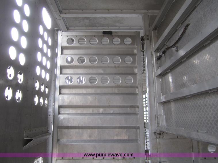 image for item B3152 2001 Merritt 50' stock trailer