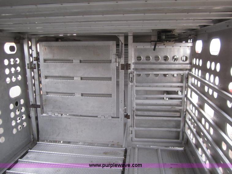 image for item B3152 2001 Merritt 50' stock trailer