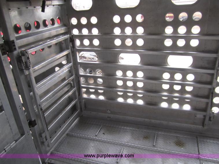 image for item B3152 2001 Merritt 50' stock trailer