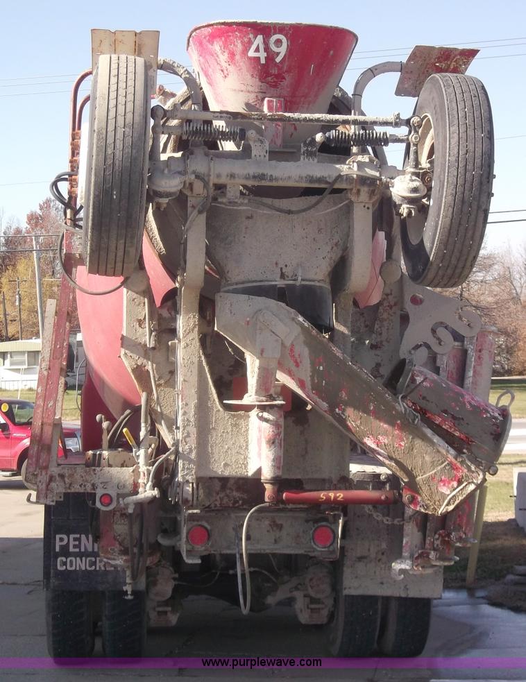 image for item B5072 1987 Mack DM600 triple axle mixer truck