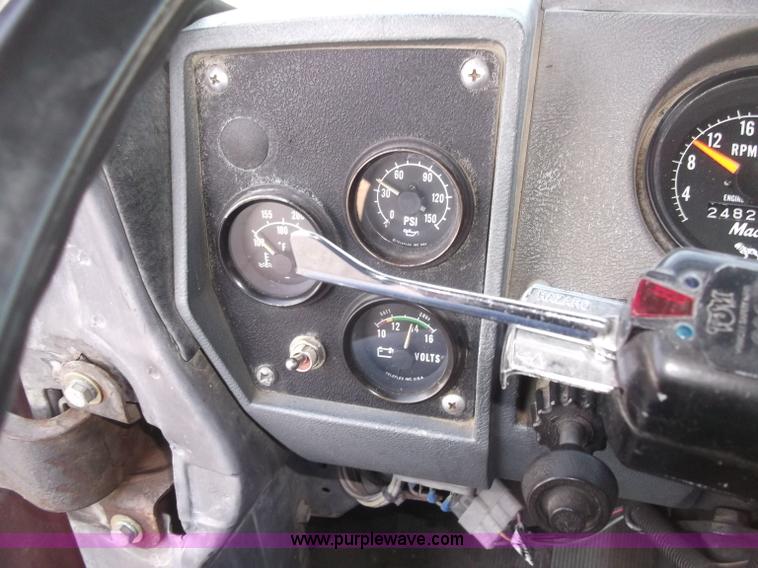 image for item B5072 1987 Mack DM600 triple axle mixer truck