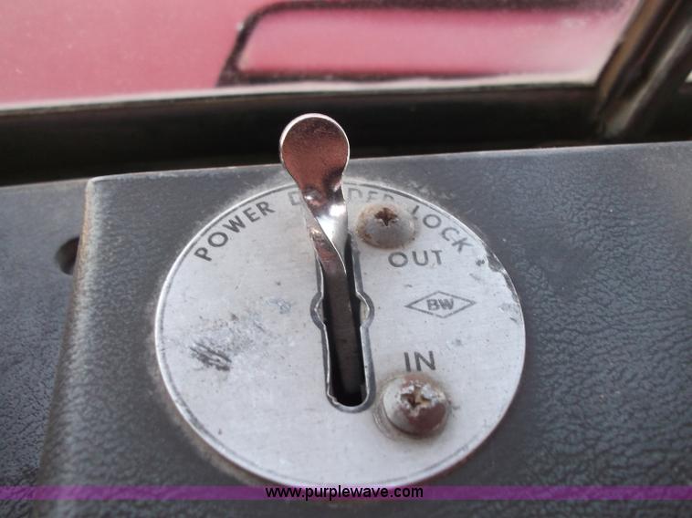 image for item B5072 1987 Mack DM600 triple axle mixer truck