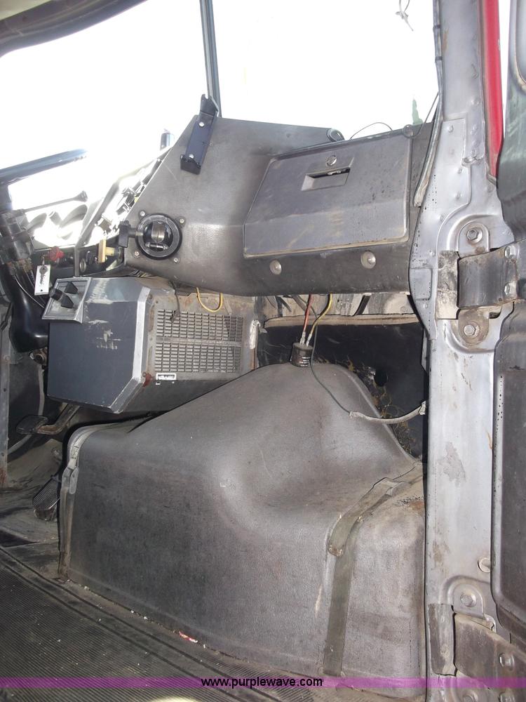 image for item B5072 1987 Mack DM600 triple axle mixer truck