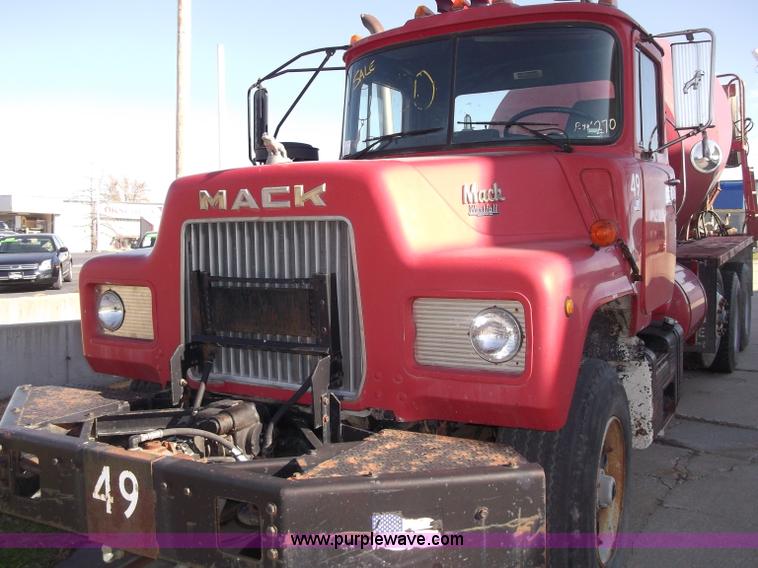 image for item B5072 1987 Mack DM600 triple axle mixer truck