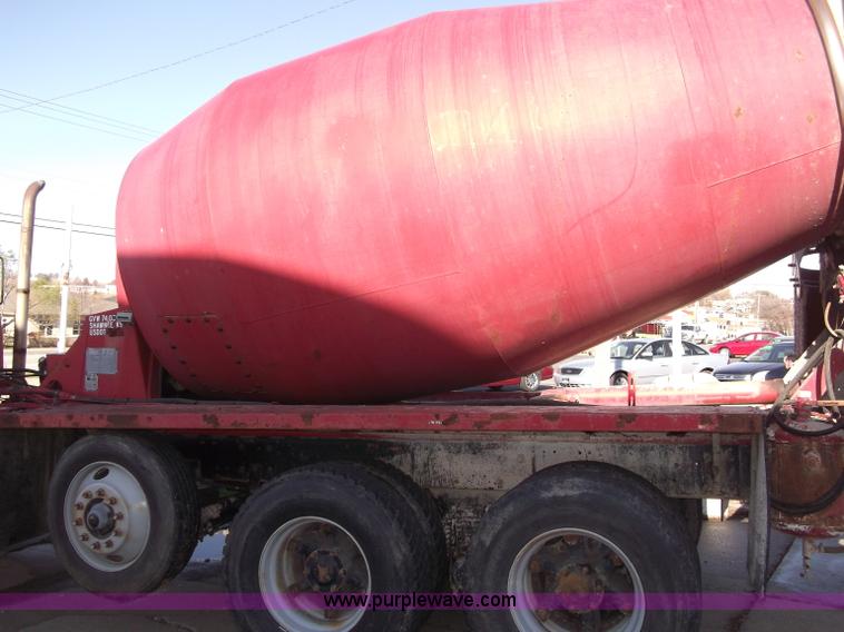 image for item B5072 1987 Mack DM600 triple axle mixer truck