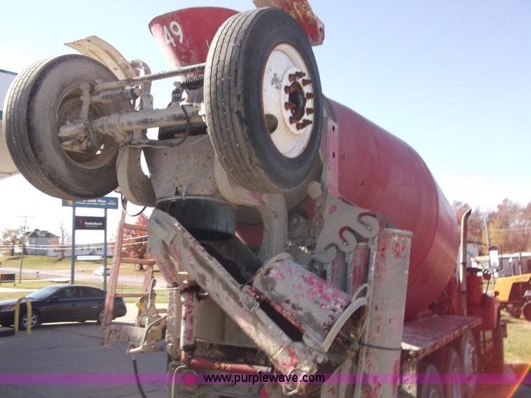 image for item B5072 1987 Mack DM600 triple axle mixer truck