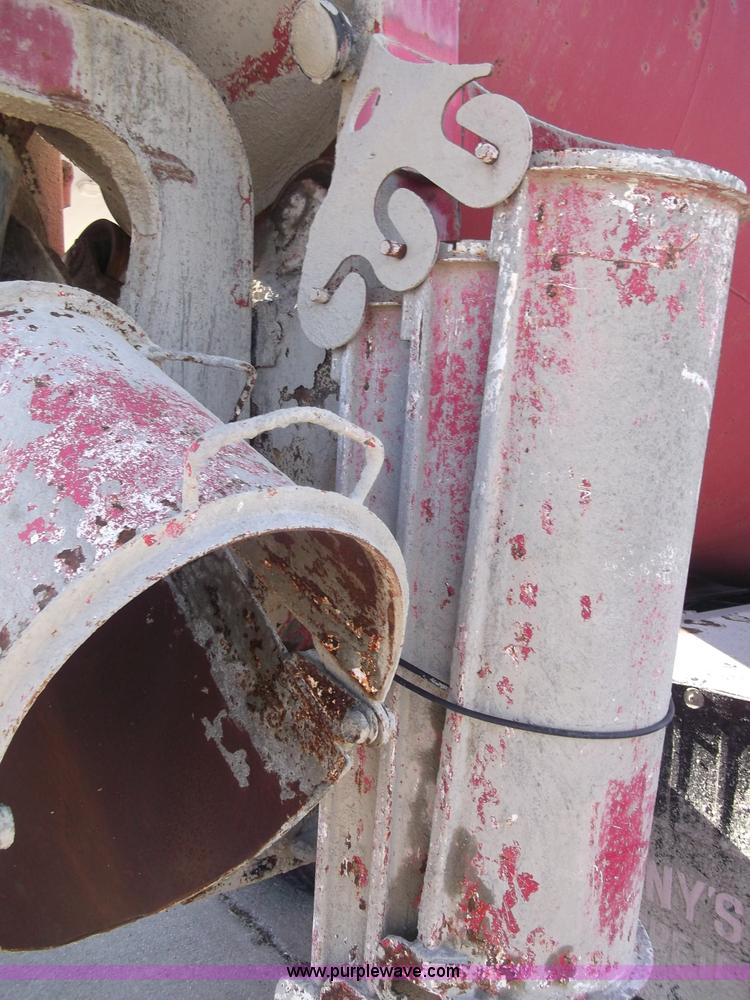 image for item B5072 1987 Mack DM600 triple axle mixer truck