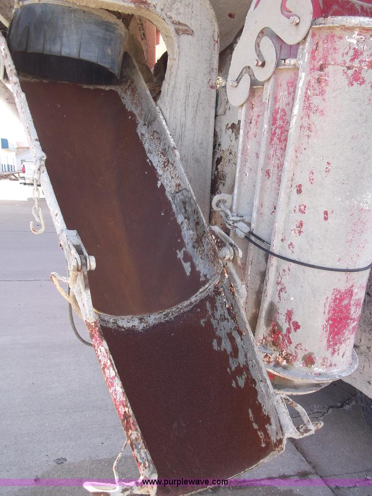 image for item B5072 1987 Mack DM600 triple axle mixer truck