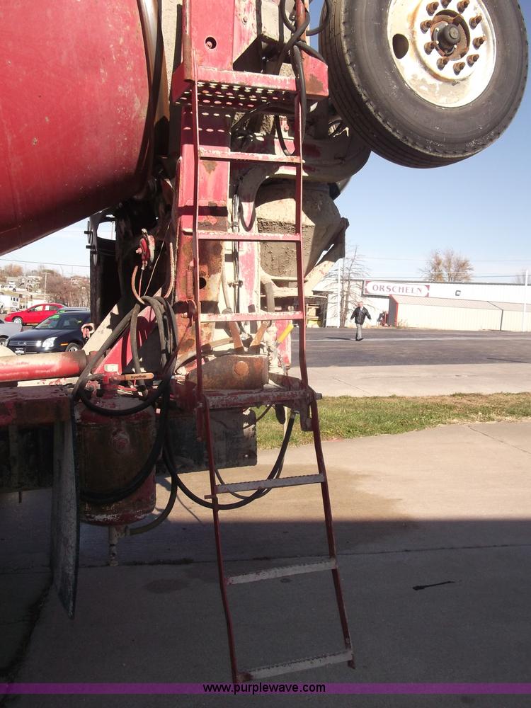 image for item B5072 1987 Mack DM600 triple axle mixer truck