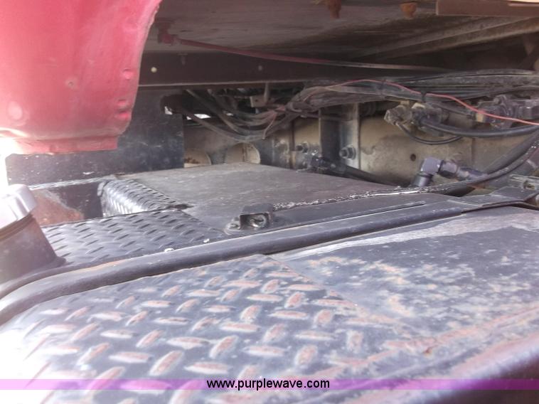 image for item B5072 1987 Mack DM600 triple axle mixer truck