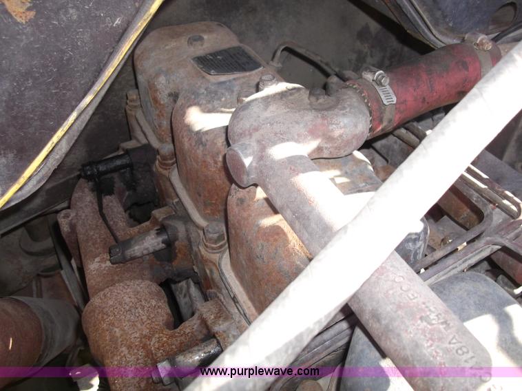 image for item B5072 1987 Mack DM600 triple axle mixer truck