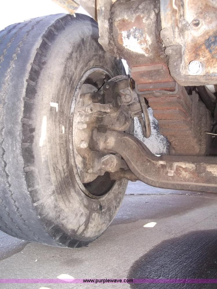 image for item B5072 1987 Mack DM600 triple axle mixer truck