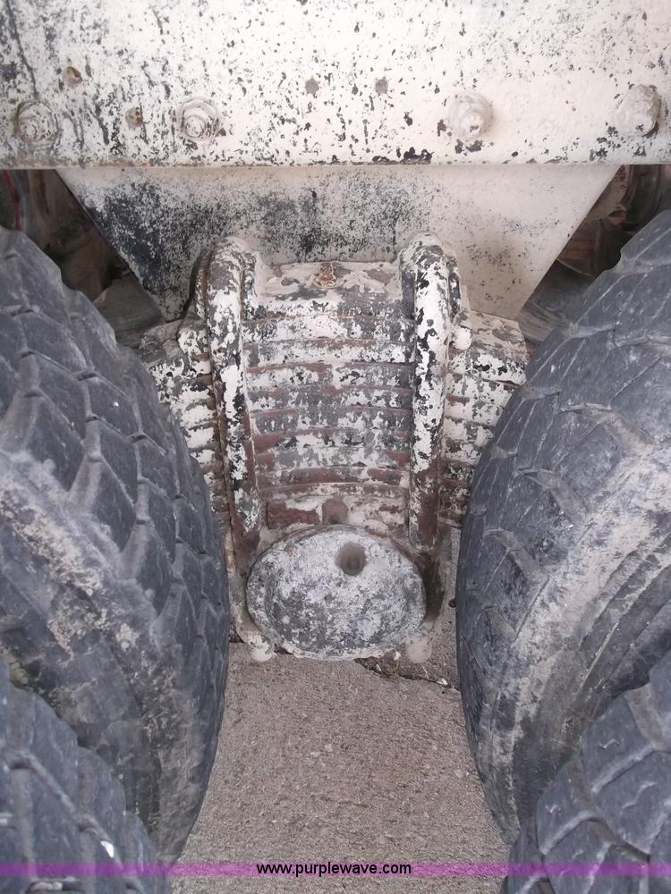 image for item B5072 1987 Mack DM600 triple axle mixer truck