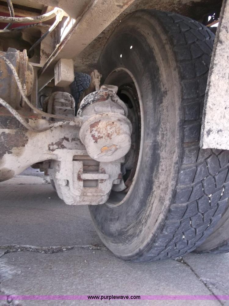 image for item B5072 1987 Mack DM600 triple axle mixer truck