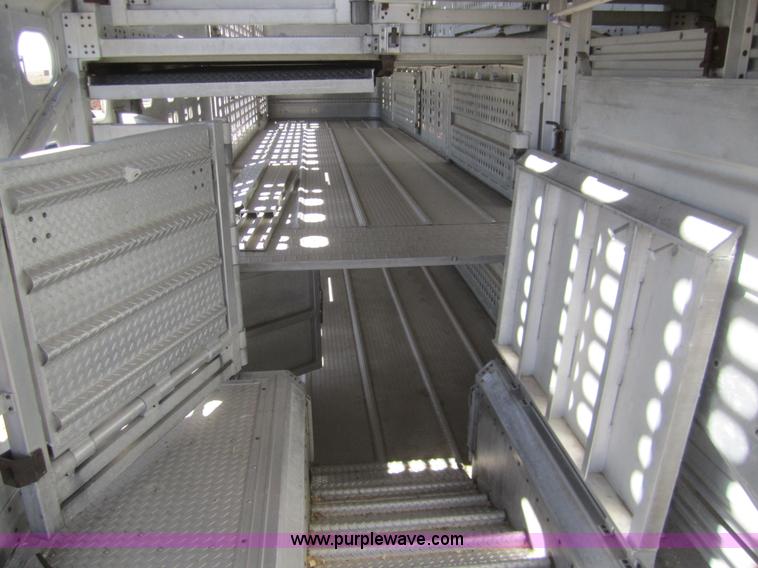 image for item B5510 1992 Wilson PSDCL-306  48' triple deck livestock trailer