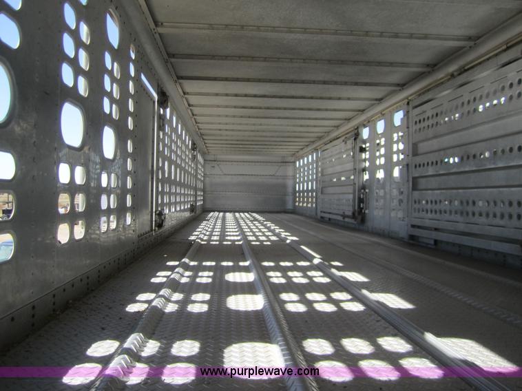 image for item B5510 1992 Wilson PSDCL-306  48' triple deck livestock trailer