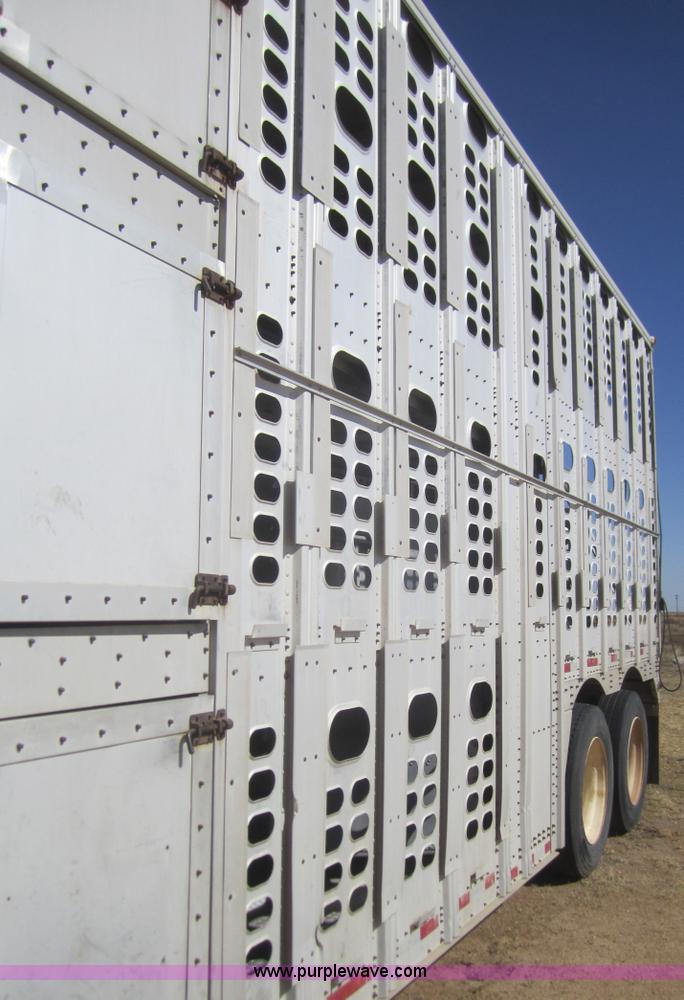 image for item B5510 1992 Wilson PSDCL-306  48' triple deck livestock trailer