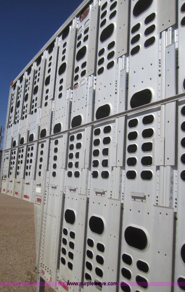 image for item B5510 1992 Wilson PSDCL-306  48' triple deck livestock trailer