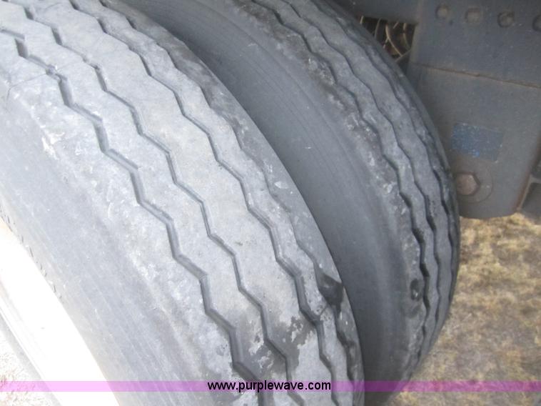 image for item B5544 2008 Timpte Super Hopper  42' grain trailer