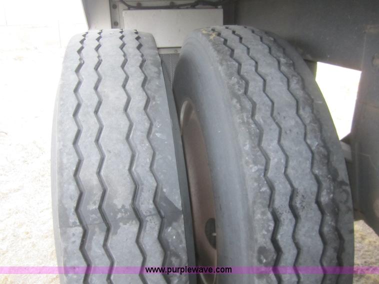 image for item B5544 2008 Timpte Super Hopper  42' grain trailer