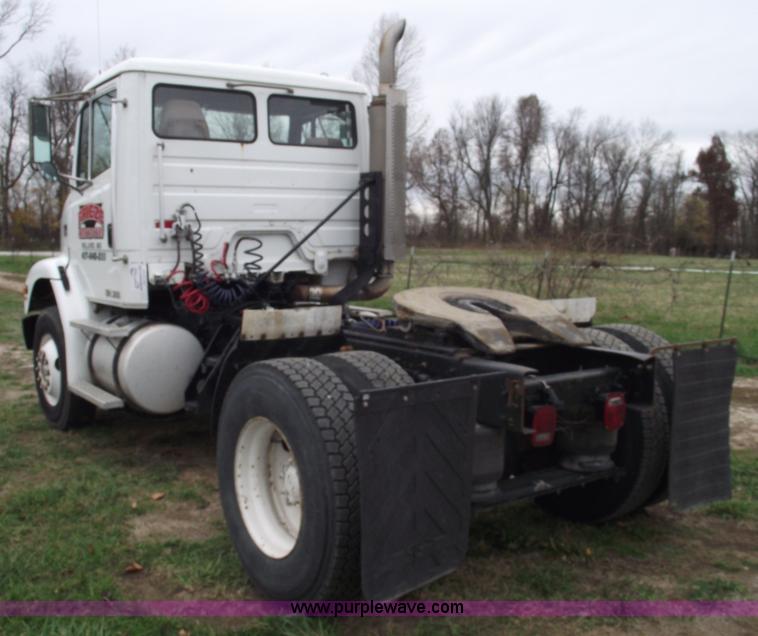 image for item C5798 1998 Freightliner FL112 semi truck