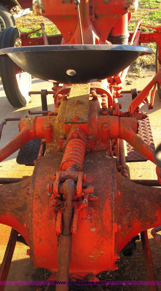 image for item A1652 1948 Ford 8N tractor