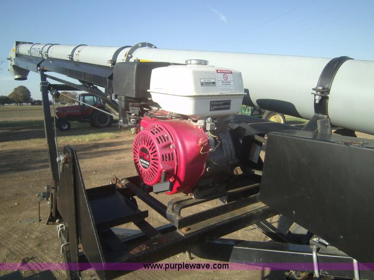 image for item A1668 2004 Convey All TC1035 belt conveyor