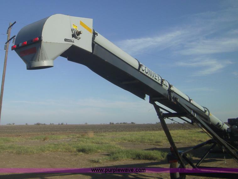 image for item A1668 2004 Convey All TC1035 belt conveyor