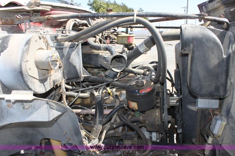 image for item A2936 1987 Ford F700 tender truck