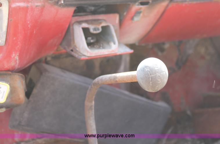 image for item A2968 1974 GMC 6500 grain truck