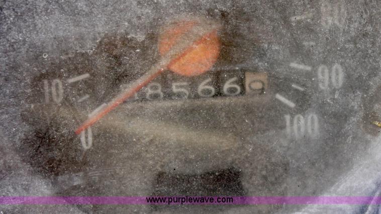 image for item A2968 1974 GMC 6500 grain truck