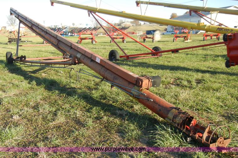 image for item A3325 Kewanee 4100 65' straight grain auger