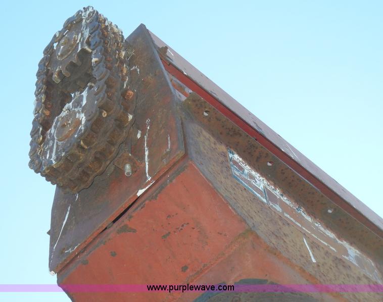 image for item A3325 Kewanee 4100 65' straight grain auger