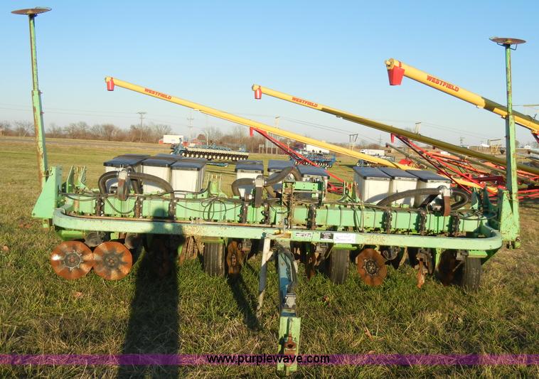 image for item A3340 Deutz Allis 385 Air Quadra no-till planter