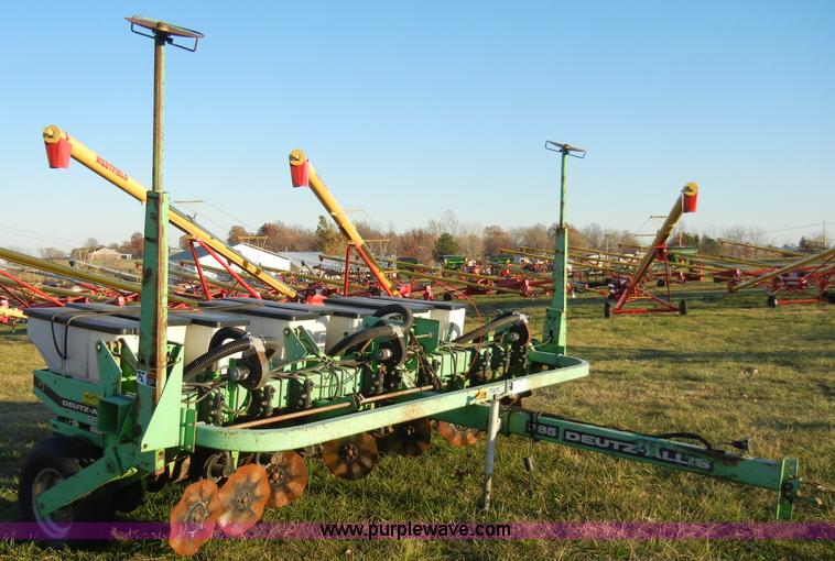 image for item A3340 Deutz Allis 385 Air Quadra no-till planter