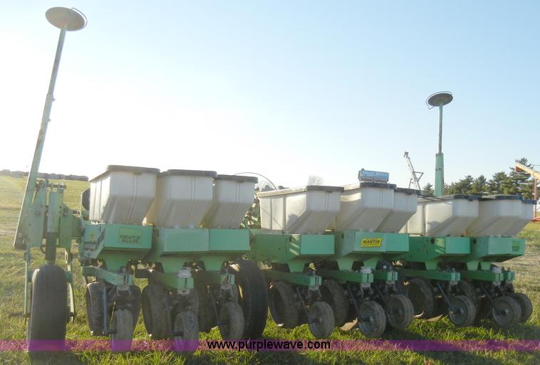 image for item A3340 Deutz Allis 385 Air Quadra no-till planter
