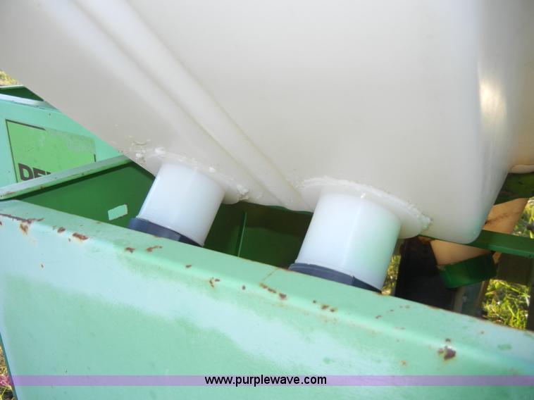 image for item A3340 Deutz Allis 385 Air Quadra no-till planter