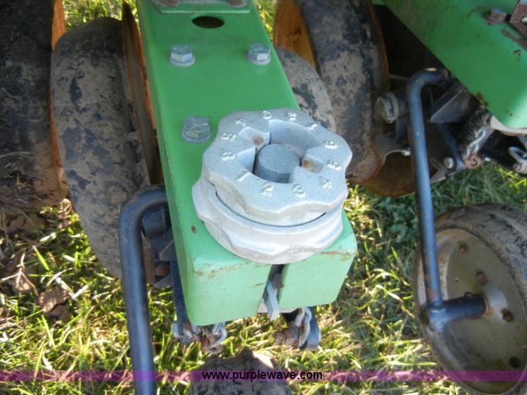 image for item A3340 Deutz Allis 385 Air Quadra no-till planter