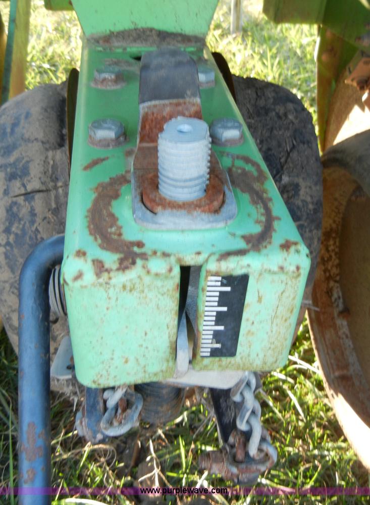 image for item A3340 Deutz Allis 385 Air Quadra no-till planter