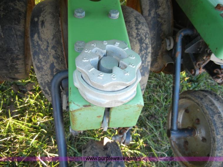 image for item A3340 Deutz Allis 385 Air Quadra no-till planter
